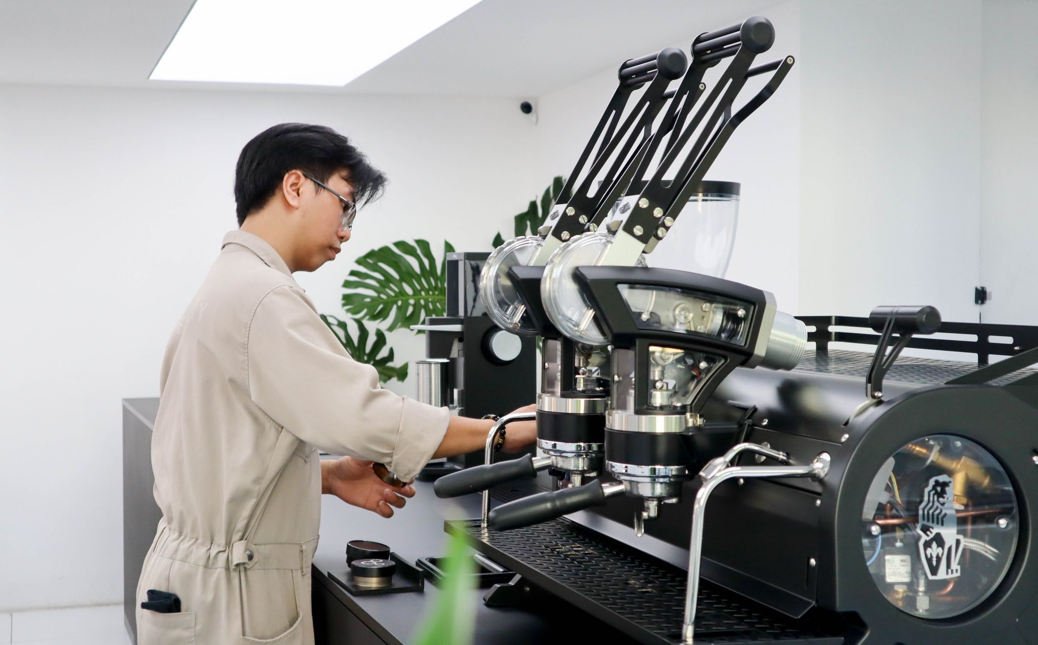 Thương hiệu cà phê đặc sản nửa triệu/1 ly gây sốt với chiến dịch đổi tên - 5