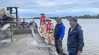 Bắc Giang liên tiếp thúc công văn, yêu cầu quản chặt khai thác cát sỏi lòng sông Bắc Giang liên tiếp thúc công văn, yêu cầu quản chặt khai thác cát sỏi lòng sông