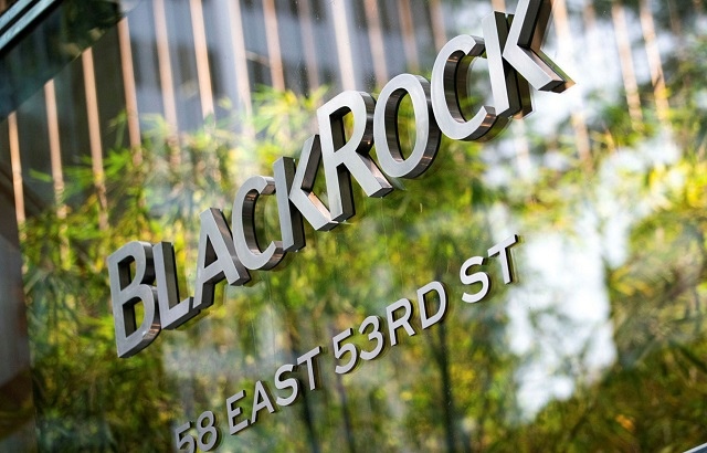 Quỹ ETF gần 700 triệu đô bán mạnh SSI, HPG Quỹ ETF gần 700 triệu đô bán mạnh SSI, HPG